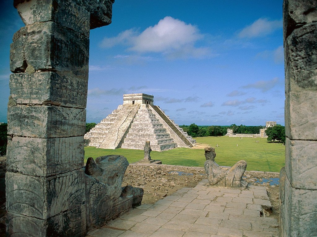 El Castillo, Chichen Itza (Mayan Toltec), Mexico